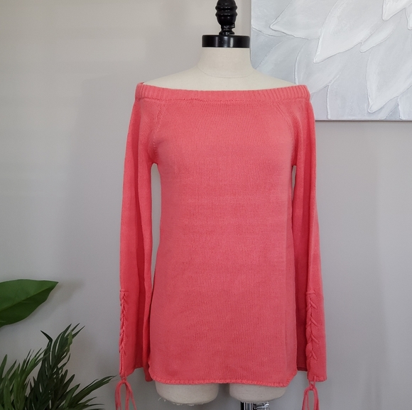 Daisy Fuentes NWT Off the Shoulder Sweater - Picture 2 of 8